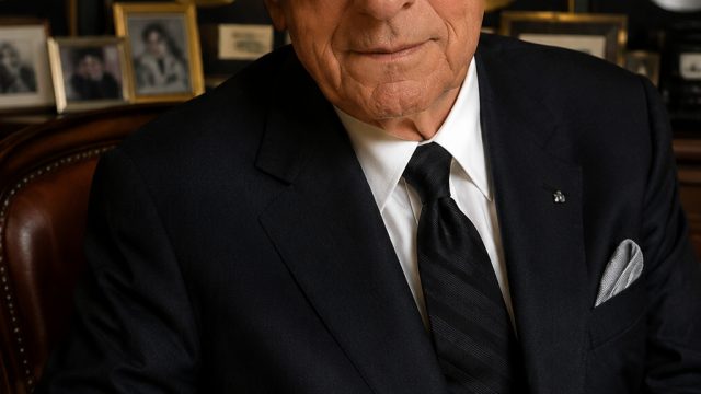 The Legacy of Clive Davis: A Tribute to a Music Visionary | top 50 online casinos, rtp gurita4d