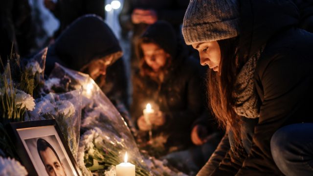 Community Mourns Tragic Loss of Beloved Father in Montreal Shooting | pinjaman online 24 jam langsun