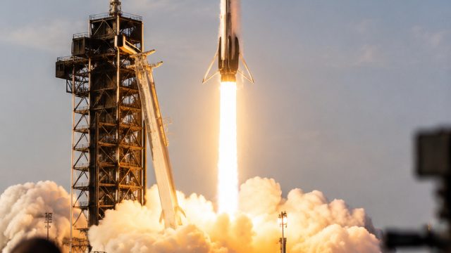 SpaceX Stock Experiences Volatility Post-IPO: What Investors Need to Know | game slot habanero, hotl