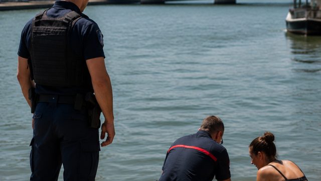 Tragic Drownings in France Highlight Heatwave Dangers | nikita slot, heejin cute